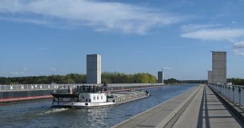 สะพานน้ำ Magdeburg - ทางแยกทางน้ำ