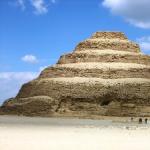 Pharaoh Cheops의 피라미드와 이집트 피라미드의 역사